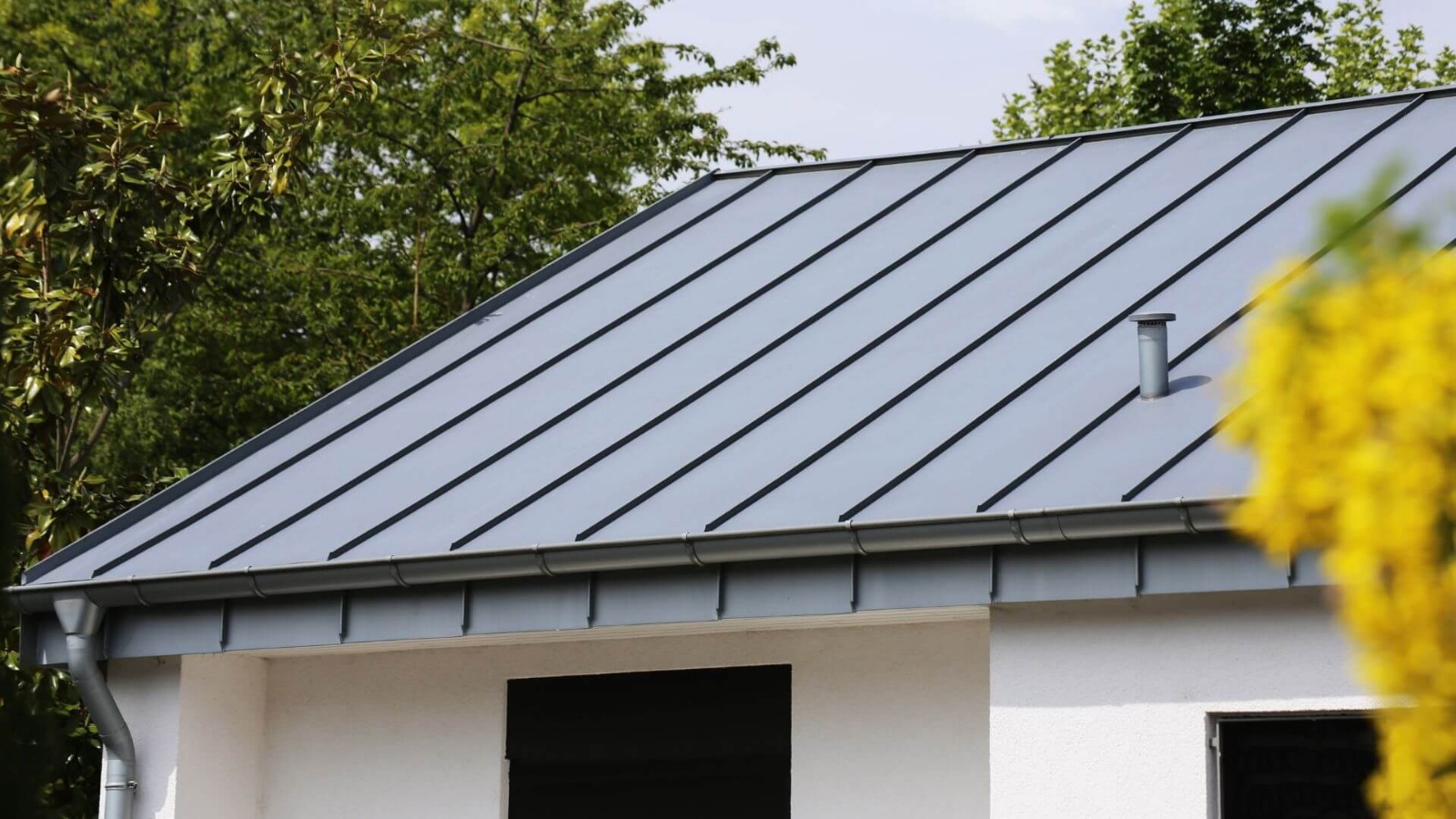 Metal Roofing Companies Serving Alberta, BC &amp; Saskatchewan